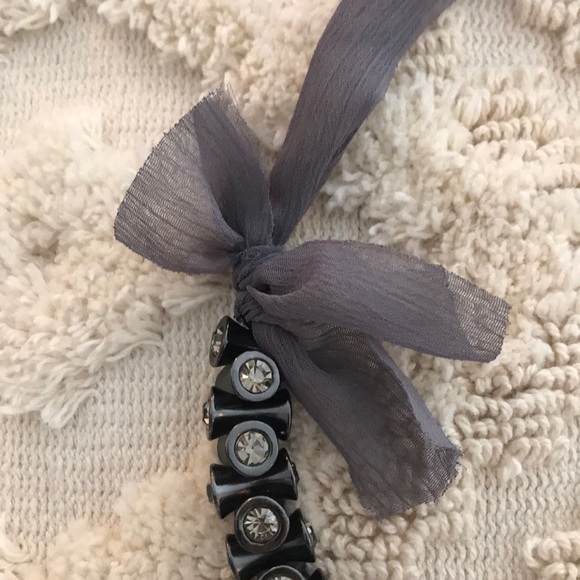 Stunning JCrew statement necklace - Picture 2 of 4